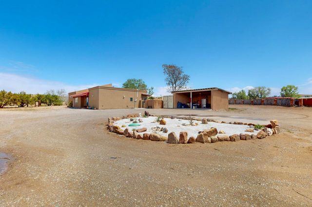 23 County Road 108, Espanola, NM 87532