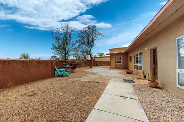 23 County Road 108, Espanola, NM 87532