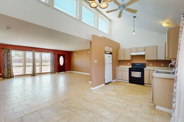 23 County Road 108, Espanola, NM 87532