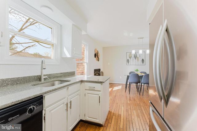 10151 TURNBERRY PL, Oakton, VA 22124