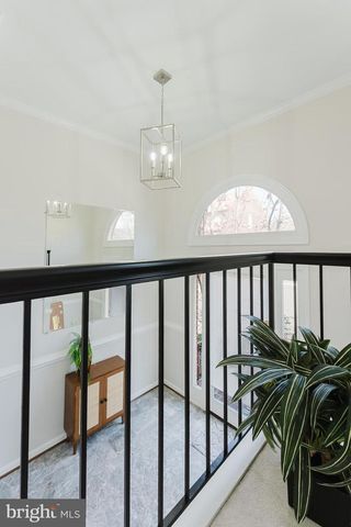 10151 TURNBERRY PL, Oakton, VA 22124