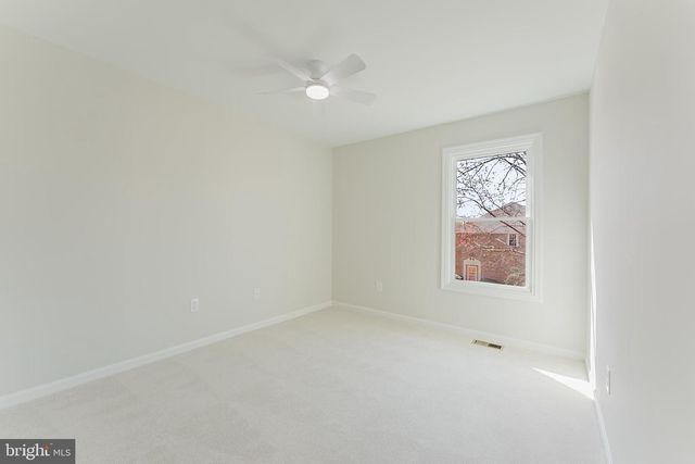 10151 TURNBERRY PL, Oakton, VA 22124