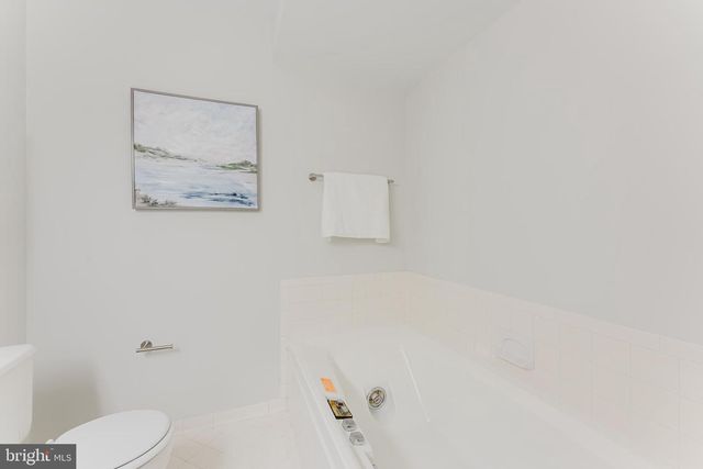 10151 TURNBERRY PL, Oakton, VA 22124