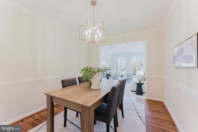 10151 TURNBERRY PL, Oakton, VA 22124