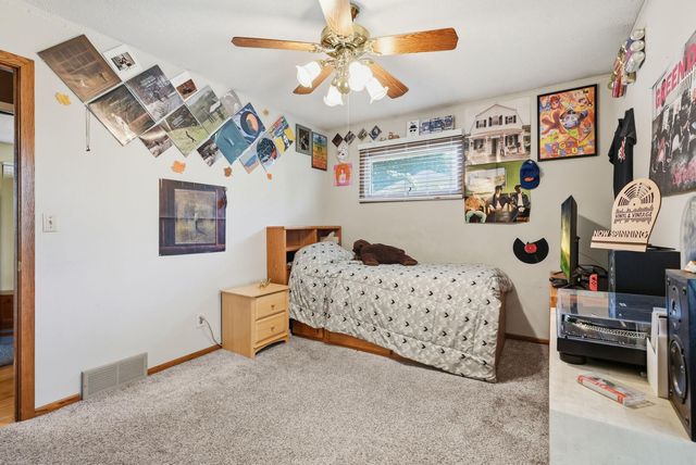 651 10th Street N, Hudson, WI 54016
