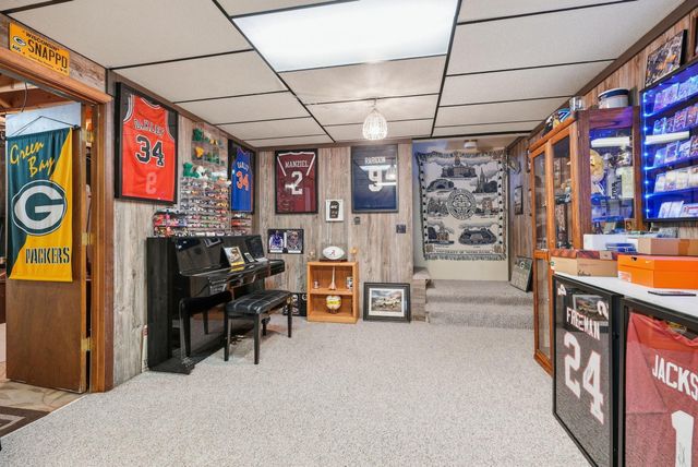 651 10th Street N, Hudson, WI 54016