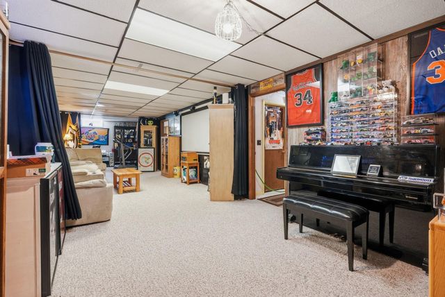 651 10th Street N, Hudson, WI 54016
