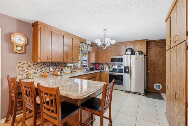 651 10th Street N, Hudson, WI 54016