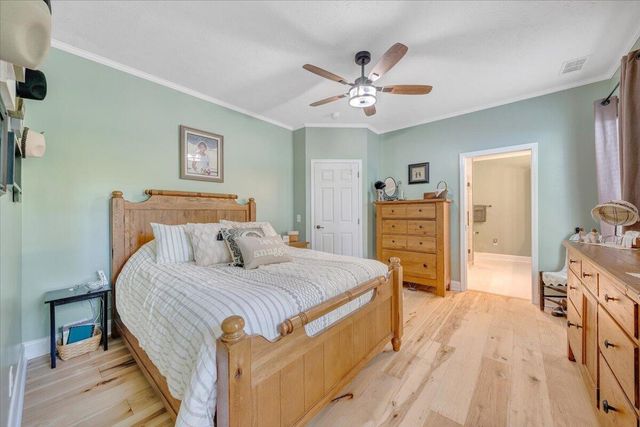 59 Camp RD, Moneta, VA 24121