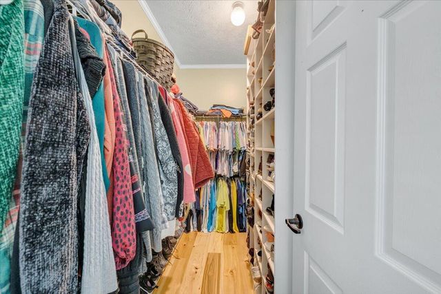 59 Camp RD, Moneta, VA 24121