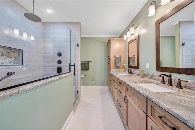 59 Camp RD, Moneta, VA 24121