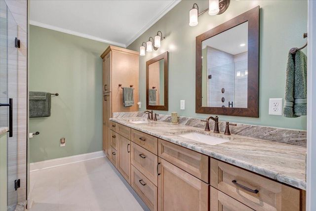59 Camp RD, Moneta, VA 24121