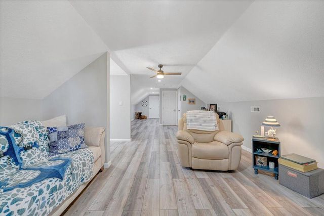 59 Camp RD, Moneta, VA 24121