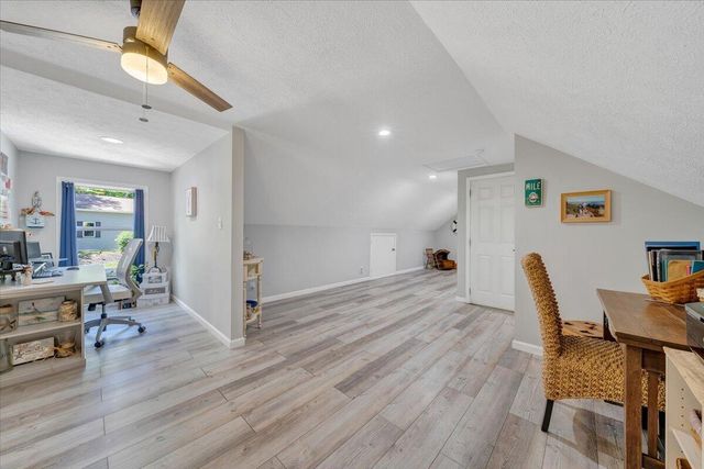59 Camp RD, Moneta, VA 24121