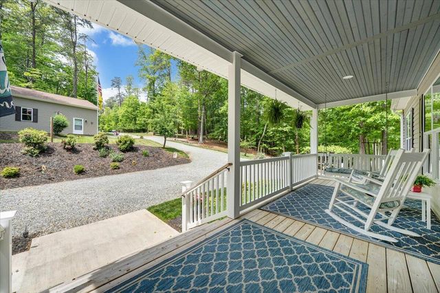 59 Camp RD, Moneta, VA 24121