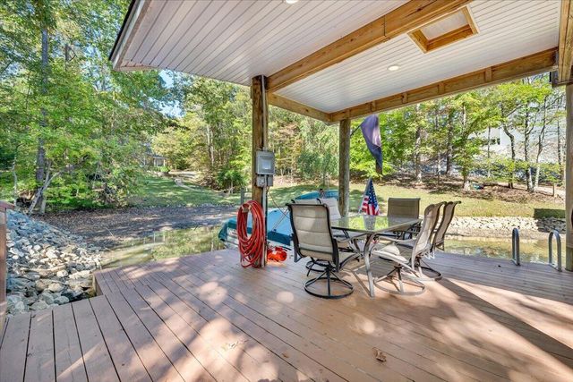 59 Camp RD, Moneta, VA 24121