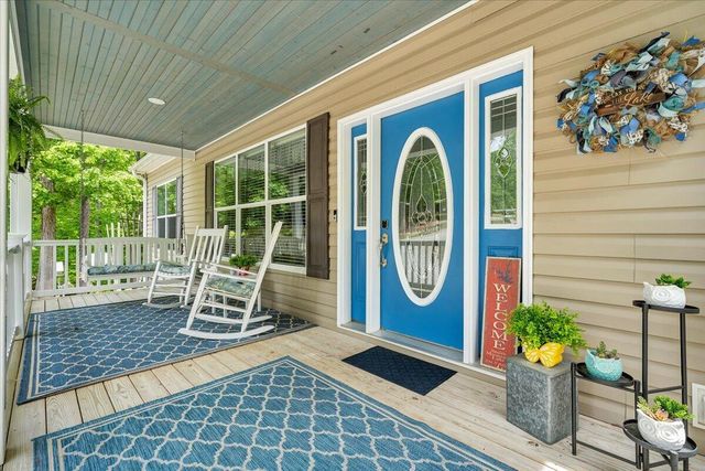 59 Camp RD, Moneta, VA 24121