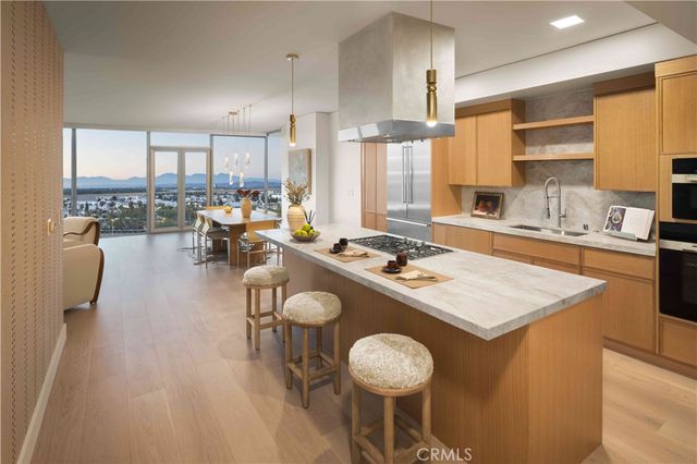 9 MacArthur Place 1001, Santa Ana, CA 92707