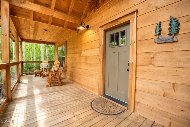 2215 Cub Circle, Sevierville, TN 37862