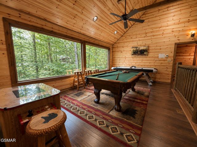 2215 Cub Circle, Sevierville, TN 37862
