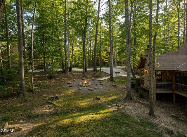 2215 Cub Circle, Sevierville, TN 37862