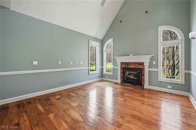 1803 Whisper Bluff Trail, Hinckley, OH 44233