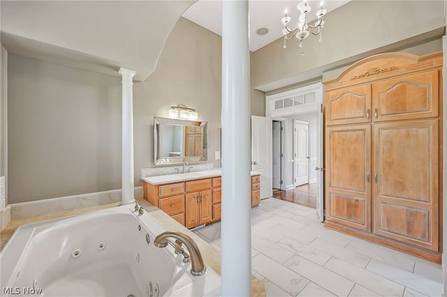 1803 Whisper Bluff Trail, Hinckley, OH 44233