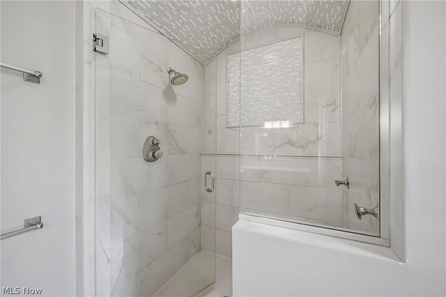 1803 Whisper Bluff Trail, Hinckley, OH 44233