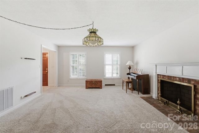 317 Rosemary Lane, Gastonia, NC 28054