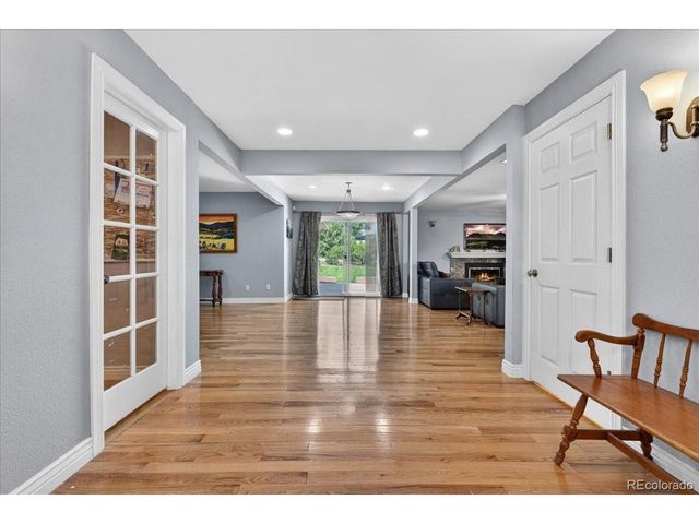 3471 S Owens Ct, Lakewood, CO 80227