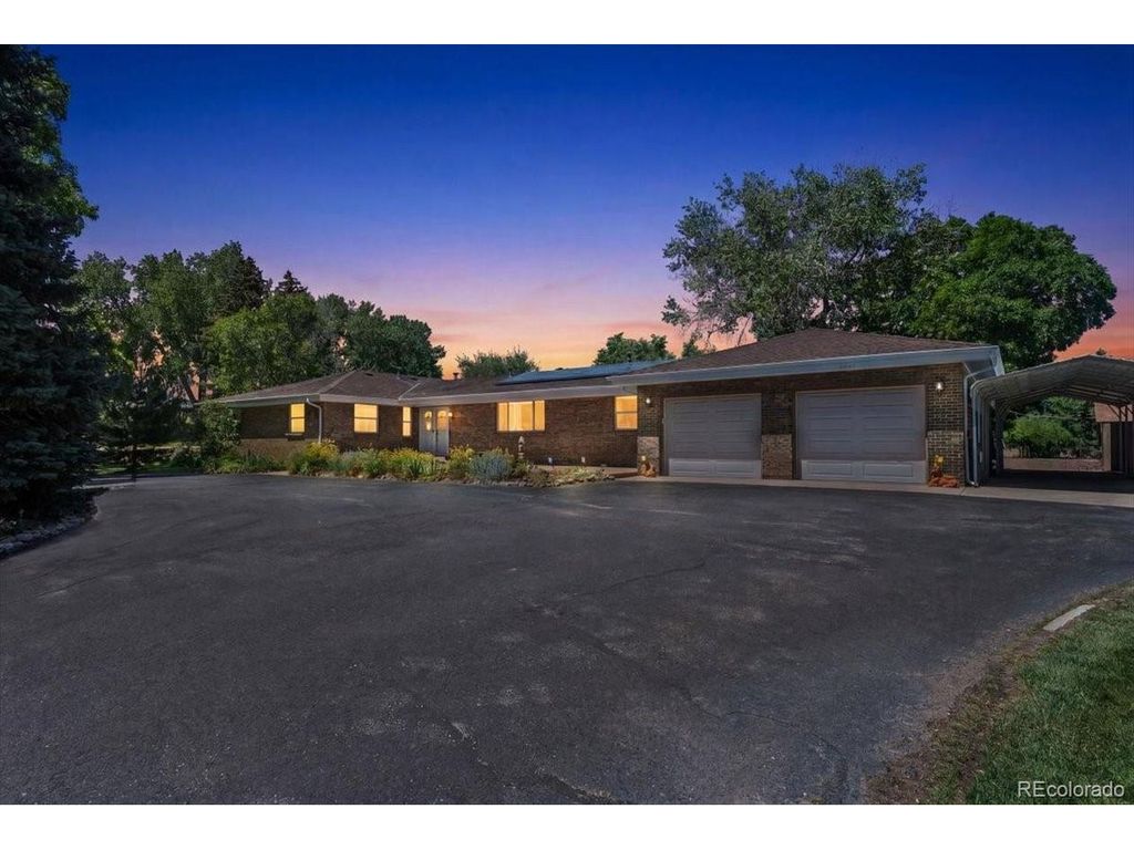 3471 S Owens Ct, Lakewood, CO 80227