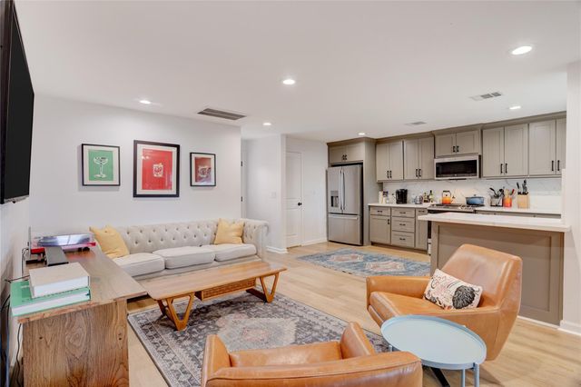 1006 Archer Street, Houston, TX 77009