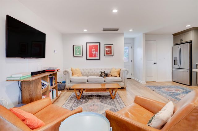 1006 Archer Street, Houston, TX 77009