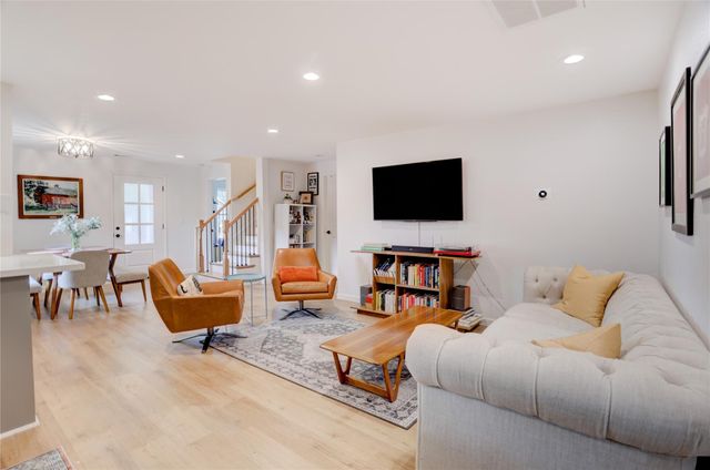 1006 Archer Street, Houston, TX 77009