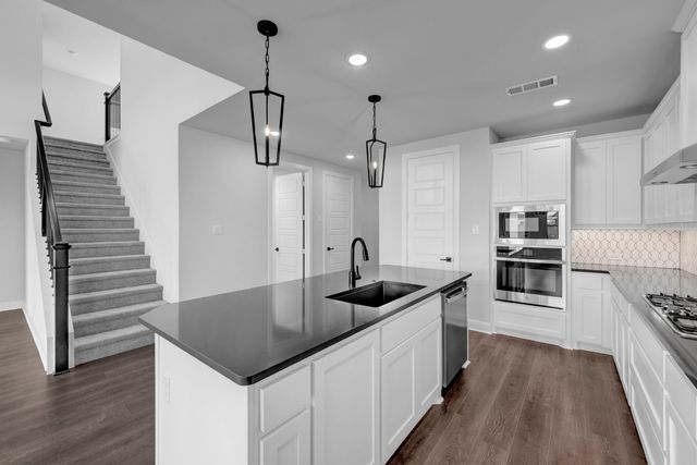 9004 Chestnut Lane, Justin, TX 76247