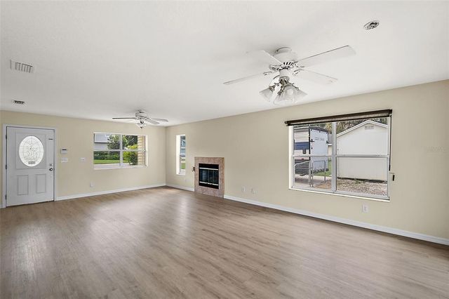 10 SE CHINICA DRIVE, Summerfield, FL 34491