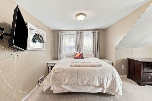 1 Oliver Street, Smithfield, RI 02917