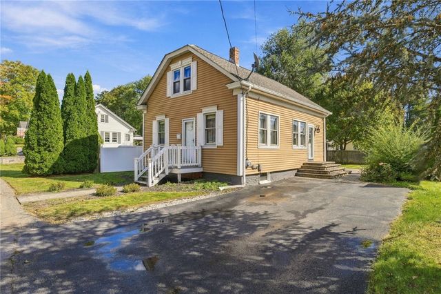 1 Oliver Street, Smithfield, RI 02917