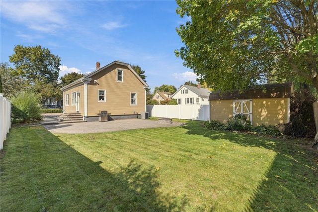 1 Oliver Street, Smithfield, RI 02917