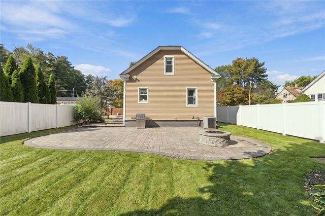 1 Oliver Street, Smithfield, RI 02917