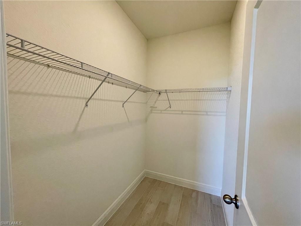 Image 13 of property listing at 4020 NW 36th PL, Cape Coral, FL 33993