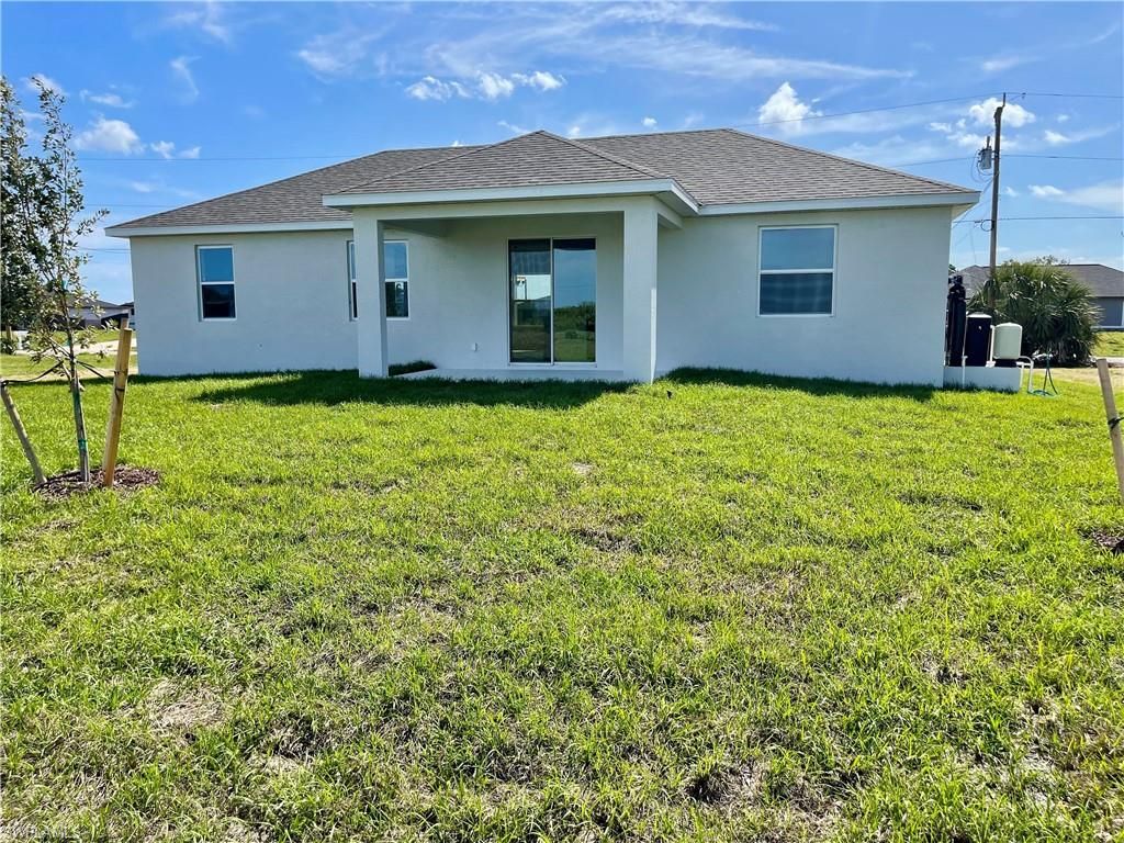 Image 2 of property listing at 4020 NW 36th PL, Cape Coral, FL 33993