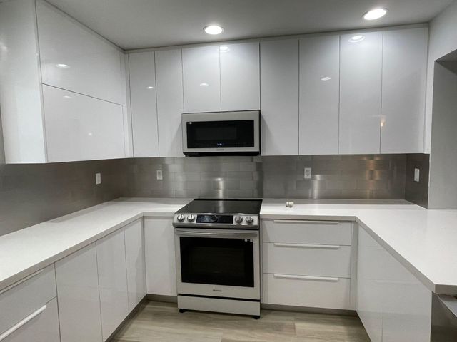 250 NE 20th Street 2100, Boca Raton, FL 33431