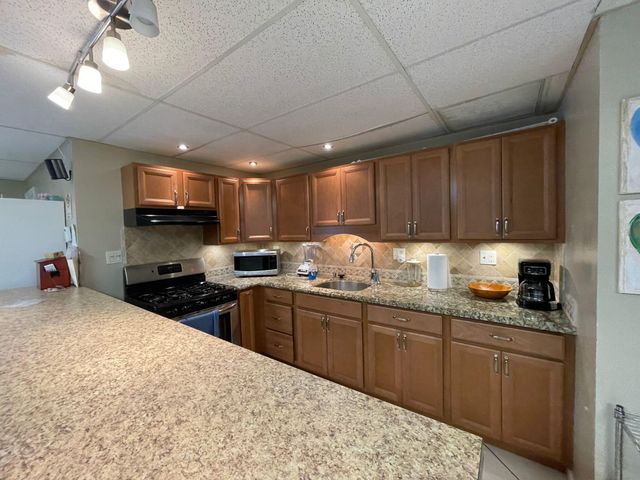 250 NE 20th Street 2100, Boca Raton, FL 33431