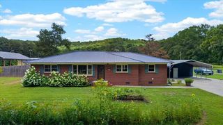 202 Peachtree Street, Fairmount, GA 30139