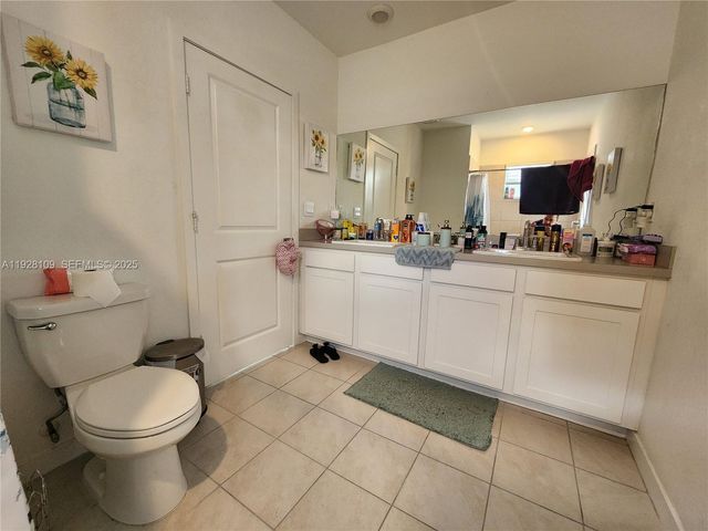 916 SE 17th Ct, Homestead, FL 33034