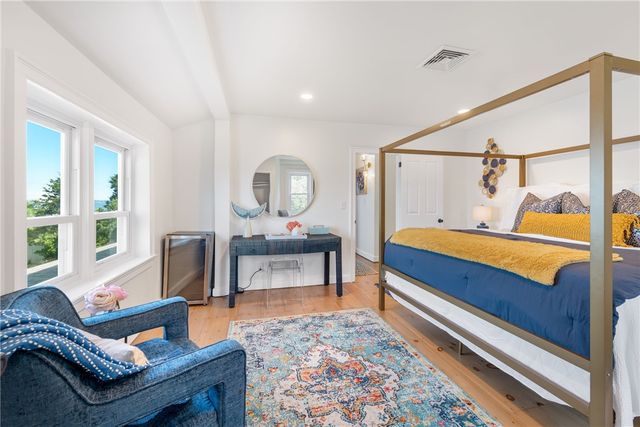 376 East Shore Road, Jamestown, RI 02835