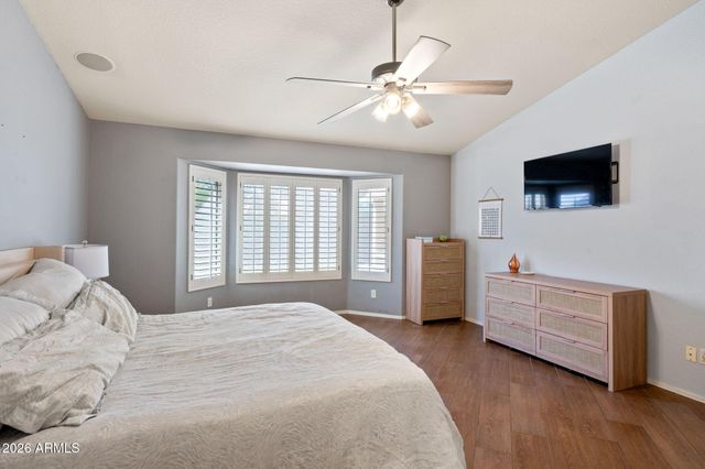 5505 W LONE CACTUS Drive, Glendale, AZ 85308