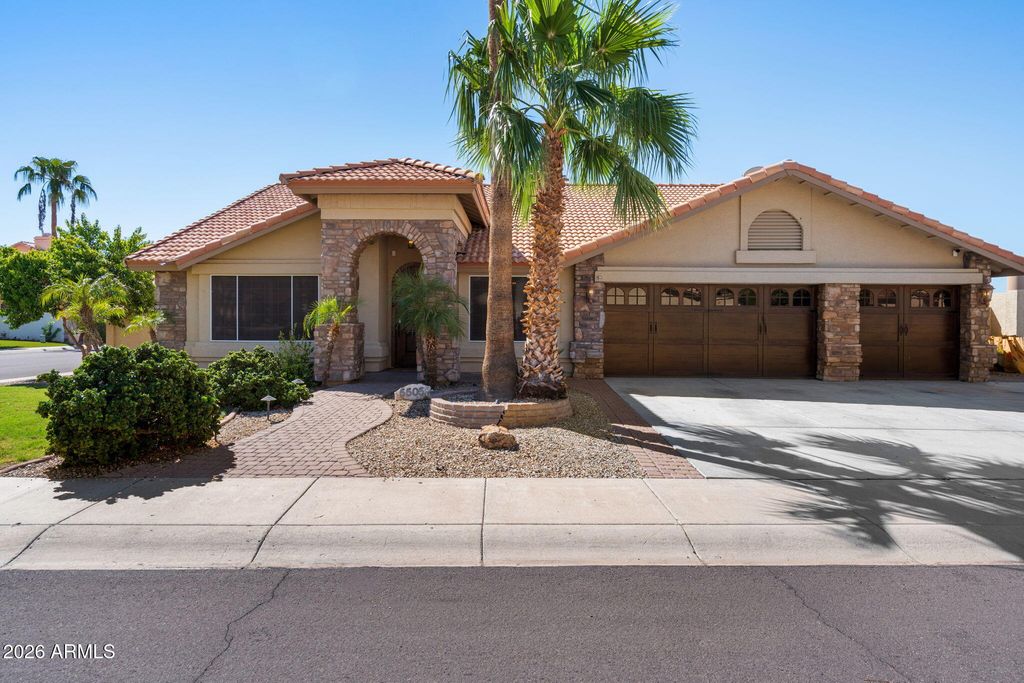 5505 W LONE CACTUS Drive, Glendale, AZ 85308