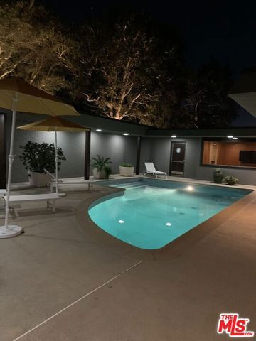 14513 Mulholland Drive, Los Angeles, CA 90077